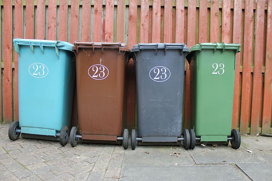 Professional wheelie bin cleaning